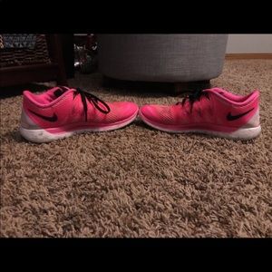 Nike free runs size 71/2
